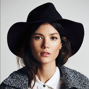 Free People Black Clipperton Felt Wool Hat